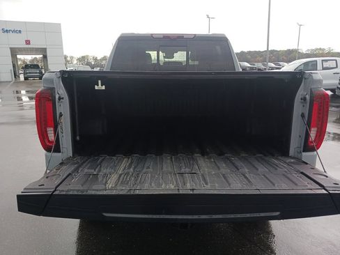 Used 2024 GMC Sierra 1500 AT4X AWD/4WD image 32
