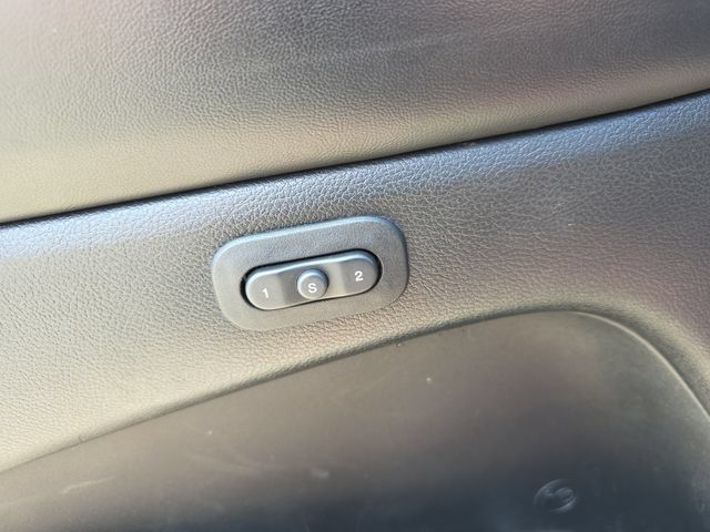 Used 2022 Jeep Grand Cherokee Limited AWD/4WD image 19