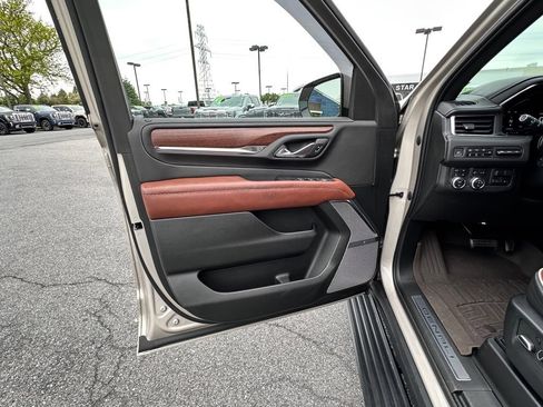 Certified 2023 GMC Yukon Denali Ultimate AWD/4WD image 21