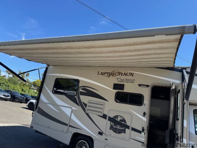 Used 2014 Ford E-350 and Econoline 350 Super Duty Wagon w/ Motorhome Prep Package RWD image 32