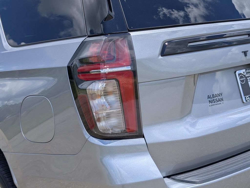 Used 2023 Chevrolet Tahoe RST w/ Luxury Package RWD image 10