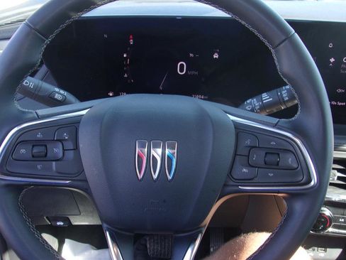 Used 2025 Buick Encore GX Preferred image 10
