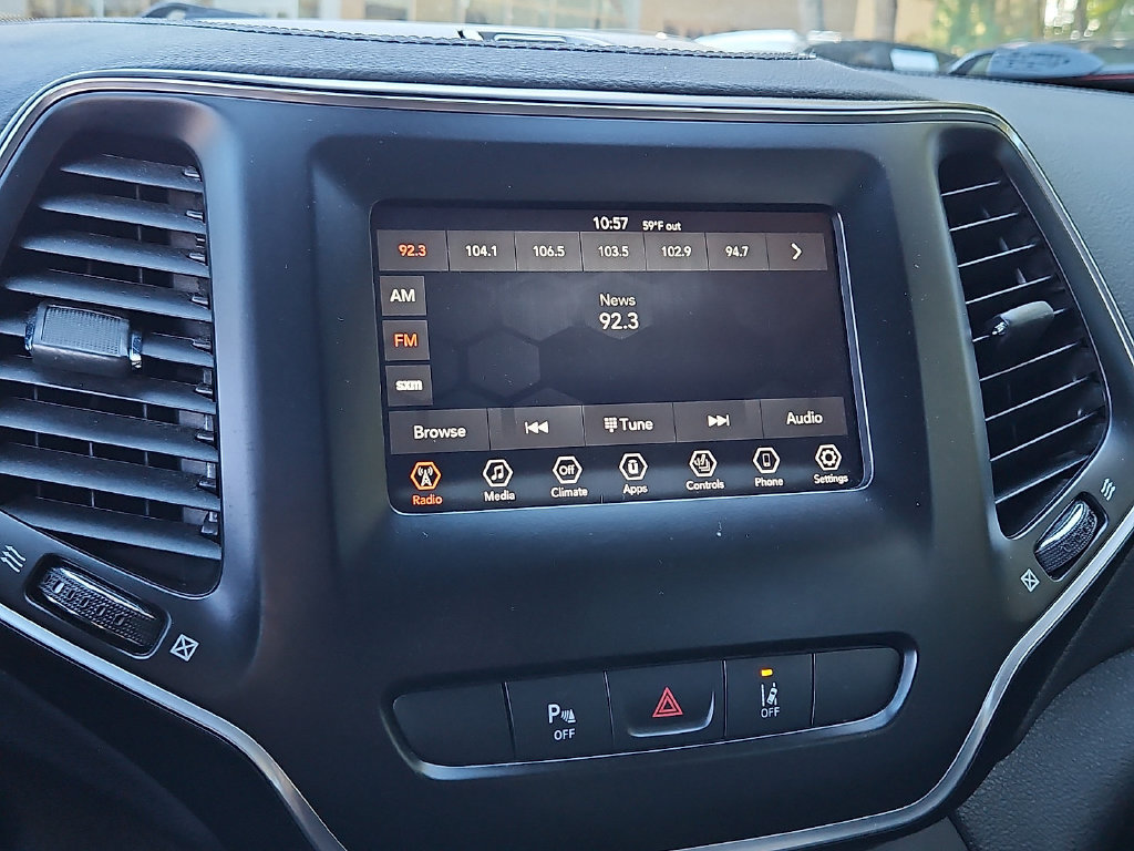 Used 2021 Jeep Cherokee Latitude Lux AWD/4WD image 15