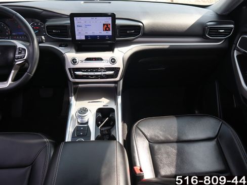 Used 2023 Ford Explorer XLT w/ Equipment Group 202A image 22