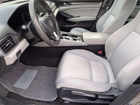 Used 2018 Honda Accord LX image 12