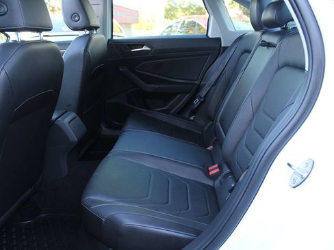 Used 2019 Volkswagen Jetta SEL Premium FWD image 26