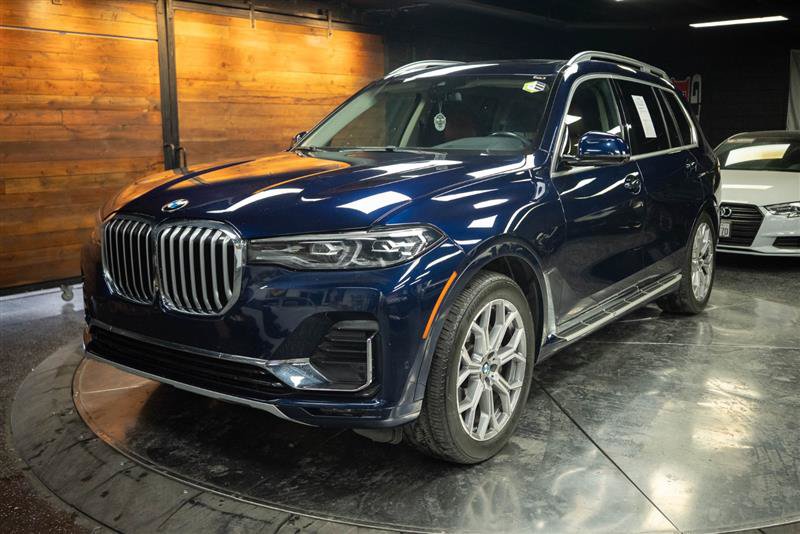 Used 2021 BMW X7 xDrive40i w/ Premium Package AWD/4WD image 2