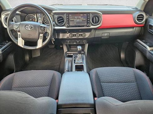 Used 2022 Toyota Tacoma SR5 RWD image 16