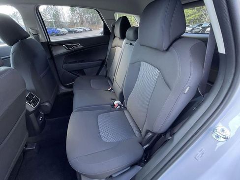 New 2026 Kia Sportage LX FWD image 24