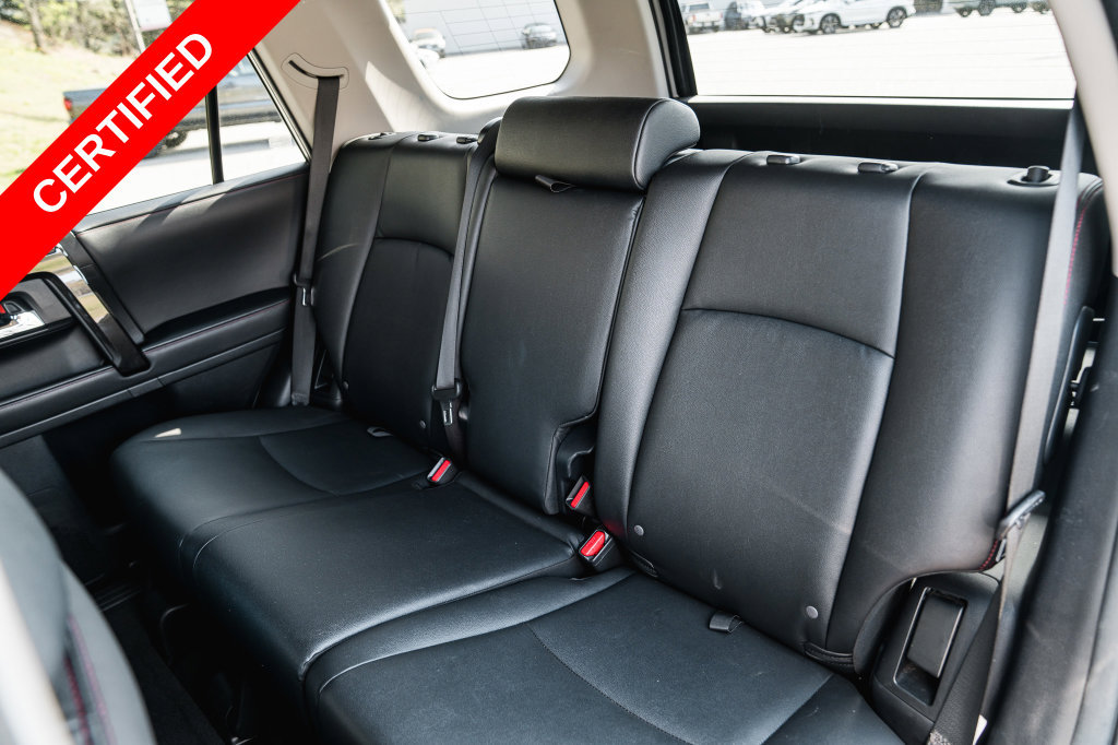 Used 2024 Toyota 4Runner TRD Off-Road Premium AWD/4WD image 27