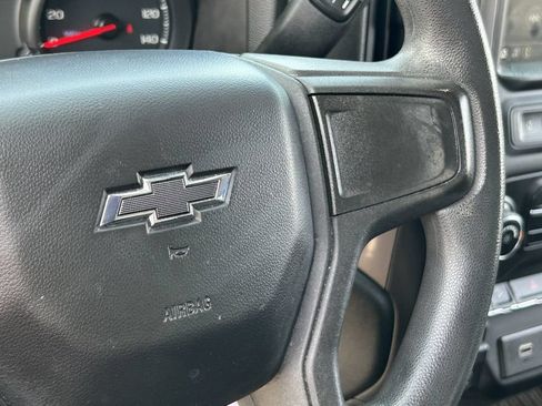 Used 2019 Chevrolet Silverado 1500 Custom Trail Boss AWD/4WD image 29