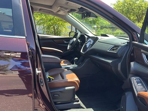 Used 2023 Subaru Ascent Touring AWD/4WD image 14