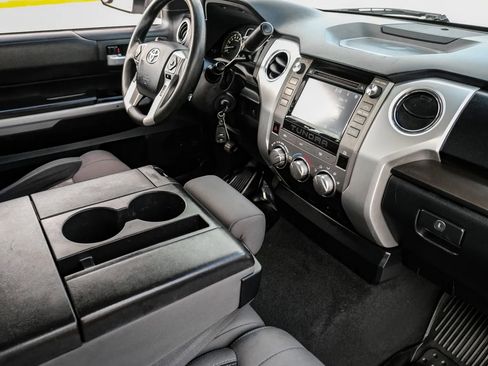 Used 2019 Toyota Tundra SR5 RWD image 23