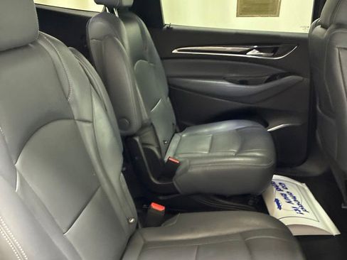 Used 2022 Buick Enclave Essence w/ Experience Buick Package AWD/4WD image 27