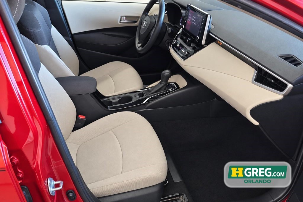 Used 2020 Toyota Corolla LE FWD image 11