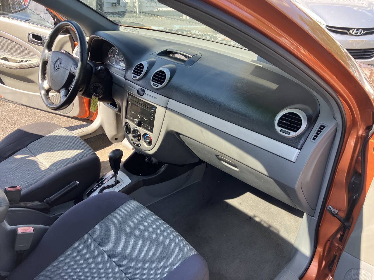 Used 2006 Suzuki Reno FWD image 23