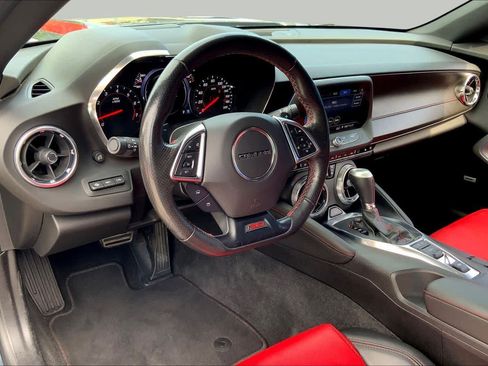 Used 2019 Chevrolet Camaro SS RWD image 17