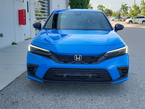 Used 2024 Honda Civic Sport image 2