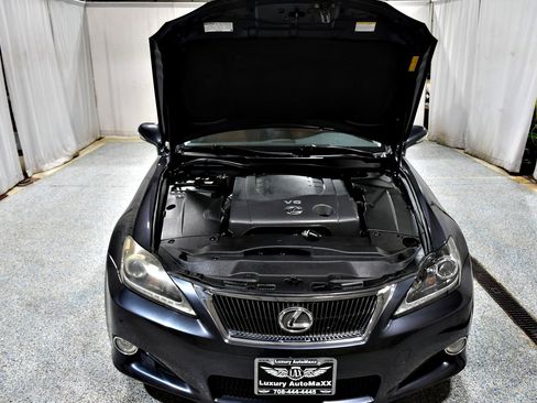 Used 2011 Lexus IS 250C image 30