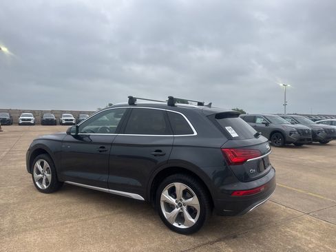 Used 2021 Audi Q5 2.0T Premium Plus w/ Premium Plus Package AWD/4WD image 12