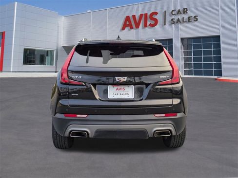 Used 2023 Cadillac XT4 Premium Luxury image 7