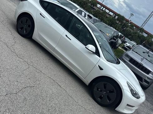 Used 2021 Tesla Model 3 Standard Range Plus RWD image 6
