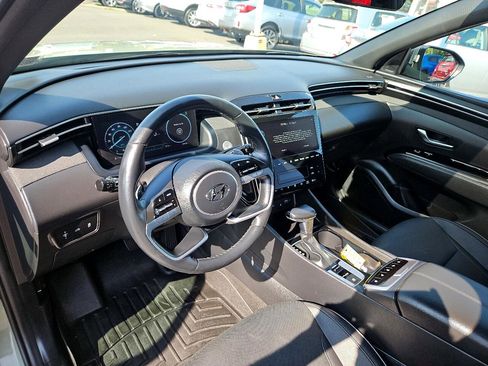 Used 2022 Hyundai Santa Cruz Limited image 17