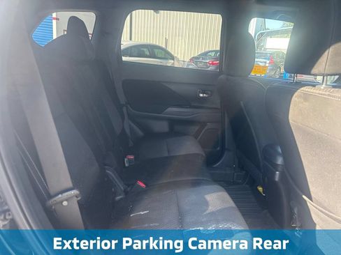 Used 2018 Mitsubishi Outlander LE FWD image 14