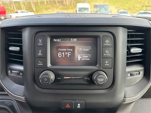 Used 2024 RAM 2500 Tradesman w/ Chrome Appearance Group image 50