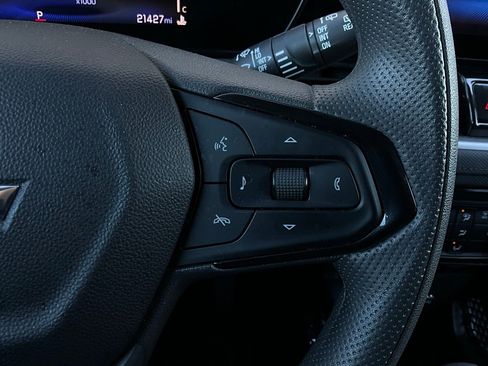 Used 2025 Chevrolet TrailBlazer LT image 32