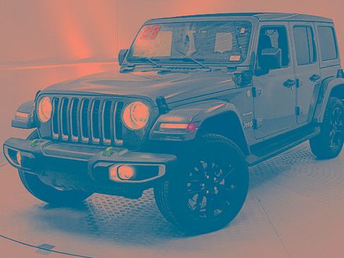 Used 2023 Jeep Wrangler Unlimited Sahara w/ Cold Weather Group image 6