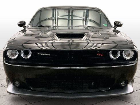 Used 2022 Dodge Challenger R/T Scat Pack w/ Dynamics Package image 3
