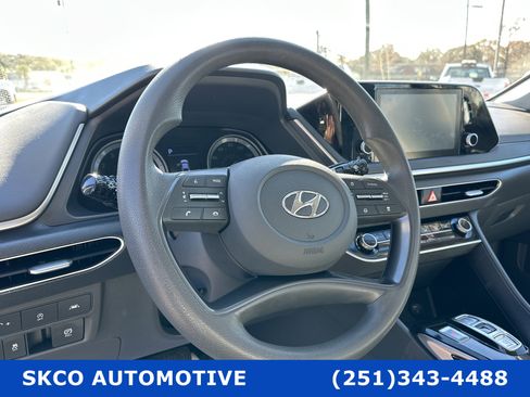 Used 2022 Hyundai Sonata SE image 19