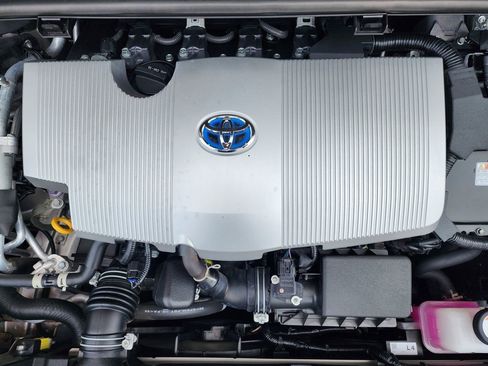 Used 2022 Toyota Prius Prime Limited FWD image 24