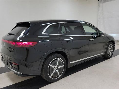 Used 2023 Mercedes-Benz EQS 580 4MATIC SUV image 4