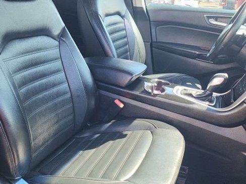 Used 2016 Ford Edge SEL w/ Equipment Group 201A AWD/4WD image 26