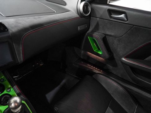 Used 2020 Lotus Evora RWD image 13