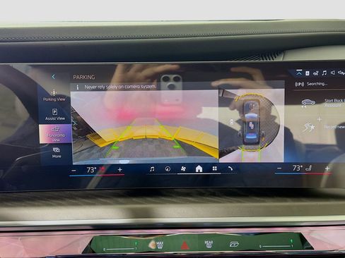 New 2026 BMW i7 xDrive60 w/ Executive Package image 18