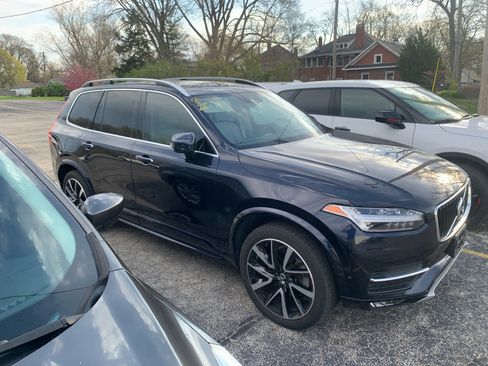 Used 2019 Volvo XC90 T6 Momentum w/ Advanced Package image 5