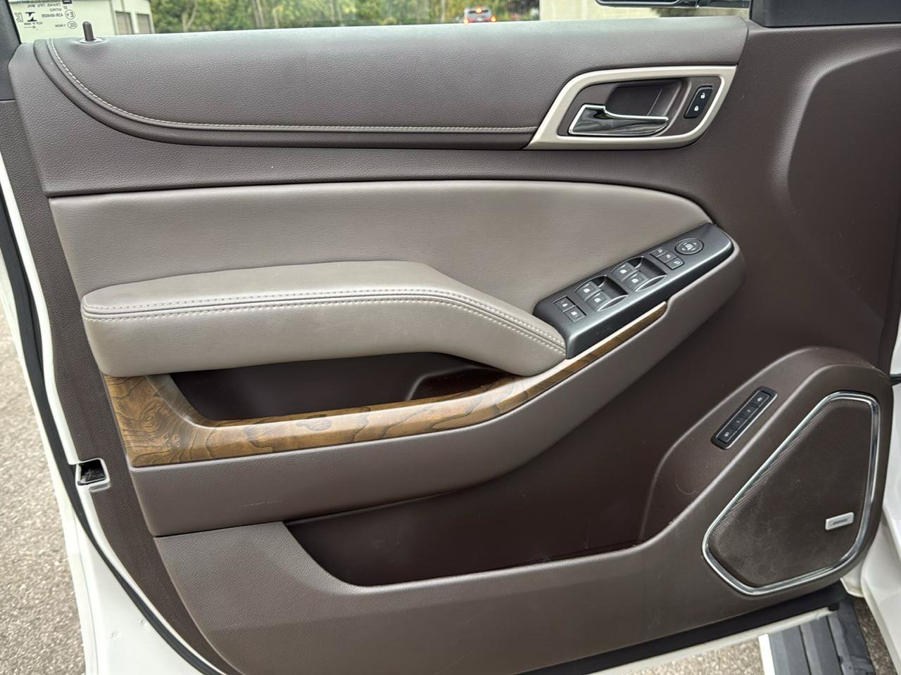 Used 2019 GMC Yukon Denali w/ Denali Ultimate Package AWD/4WD image 14