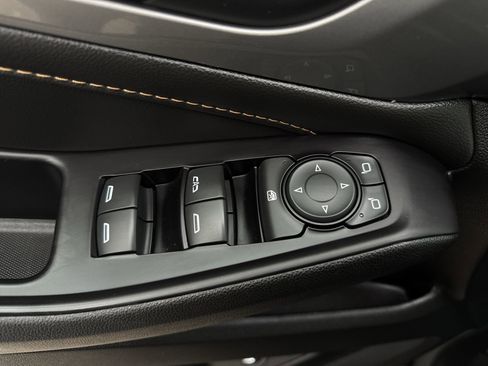 Used 2019 Chevrolet Traverse LT w/ LT Premium Package image 23