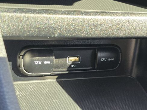 Used 2023 Kia Forte LXS image 32