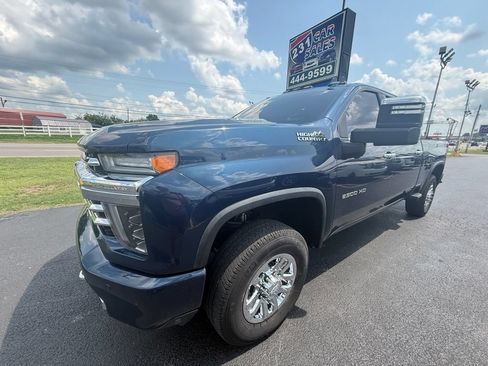 Used 2020 Chevrolet Silverado 2500 High Country w/ Z71 Off-Road Package AWD/4WD image 7