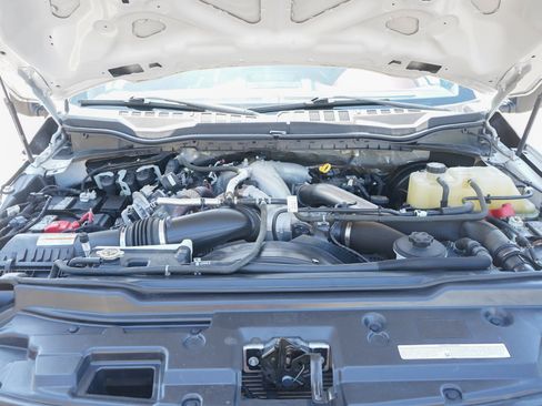 Used 2022 Ford F350 Platinum AWD/4WD image 30