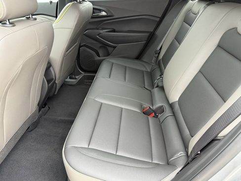 Used 2025 Chevrolet Trax ACTIV w/ Driver Confidence Package image 34