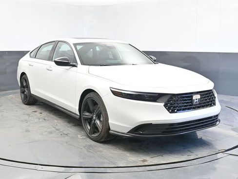 New 2026 Honda Accord Hybrid Sport-L image 2