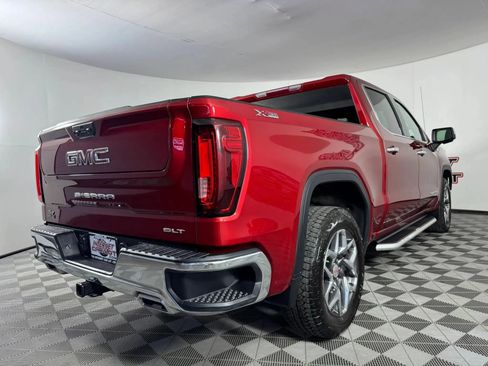 Used 2024 GMC Sierra 1500 SLT w/ X31 Off-Road Package AWD/4WD image 27