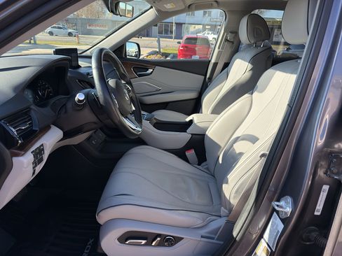 Used 2021 Acura RDX AWD w/ Advance Package image 11