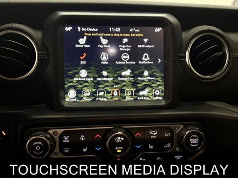 Used 2022 Jeep Wrangler Unlimited Sahara w/ Cold Weather Group AWD/4WD image 23