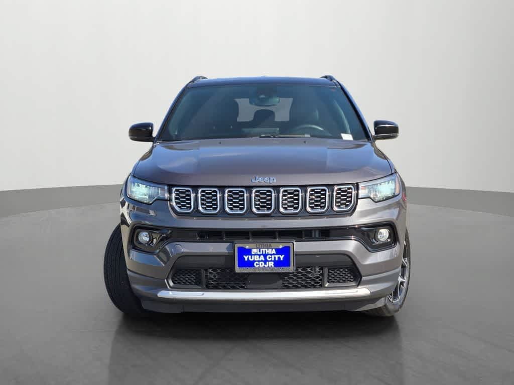 Used 2024 Jeep Compass Limited AWD/4WD image 2